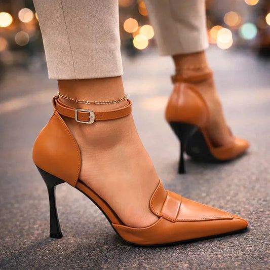 Momount női tűsarkú körömcipő – bőr, hegyes orrú, bokapántos slingback