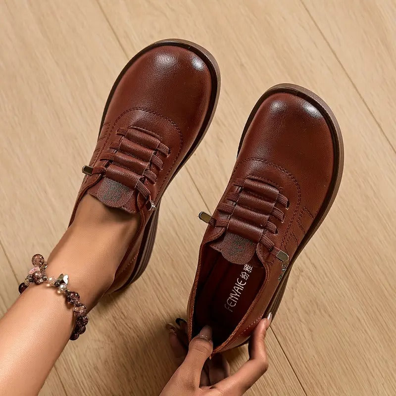Momount női fűzős loafer – Bőr, kerek orrú flatform, kényelmes hétköznapi