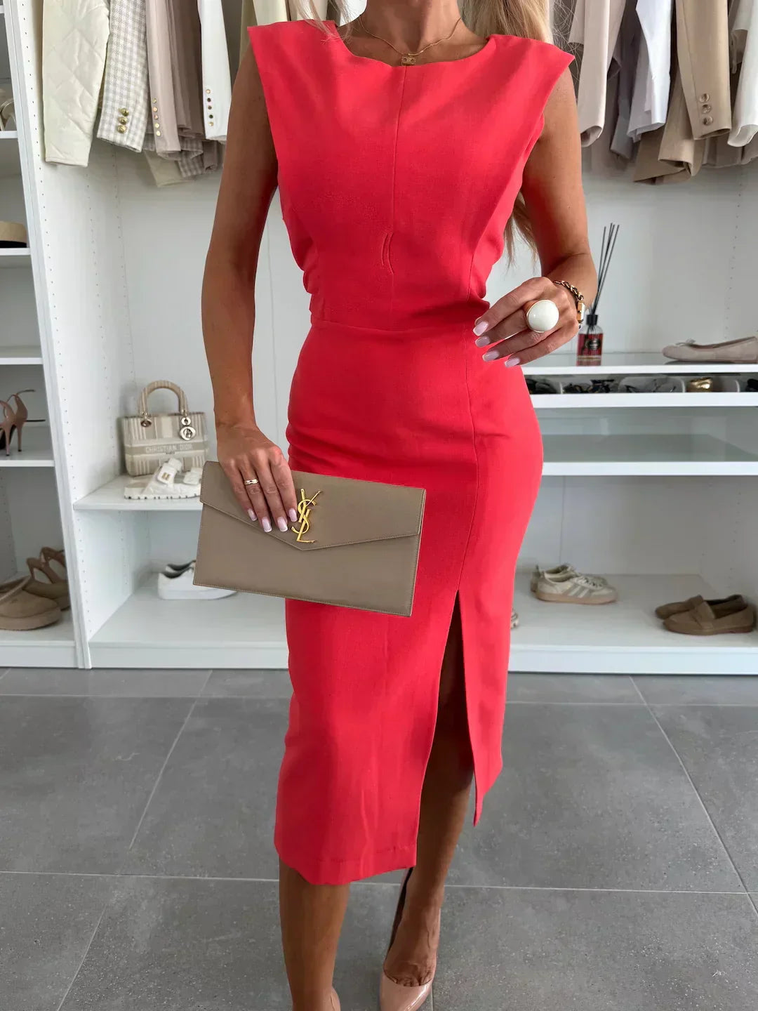 Serenella | Elegant Side Split Crew Neck Bodycon Midi Dress